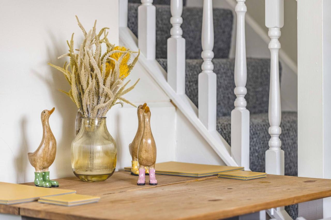 Windsor Burnham Ascot Haven Sleeps 4 Villa Slough Ngoại thất bức ảnh